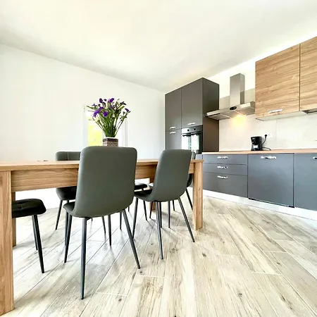 House Lägenhet *
